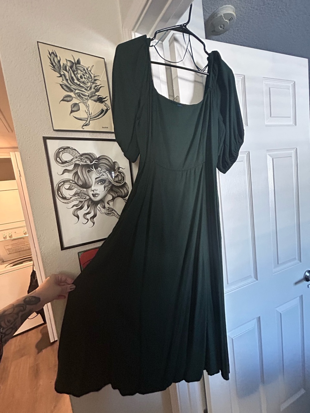 Old Navy Dark Green Puff Sleeve Midi Dress